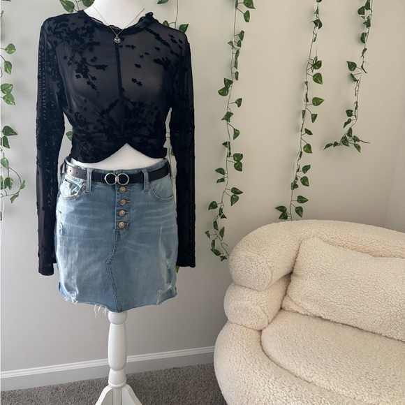 Black Sheer Floral Top - Picture 3 of 8